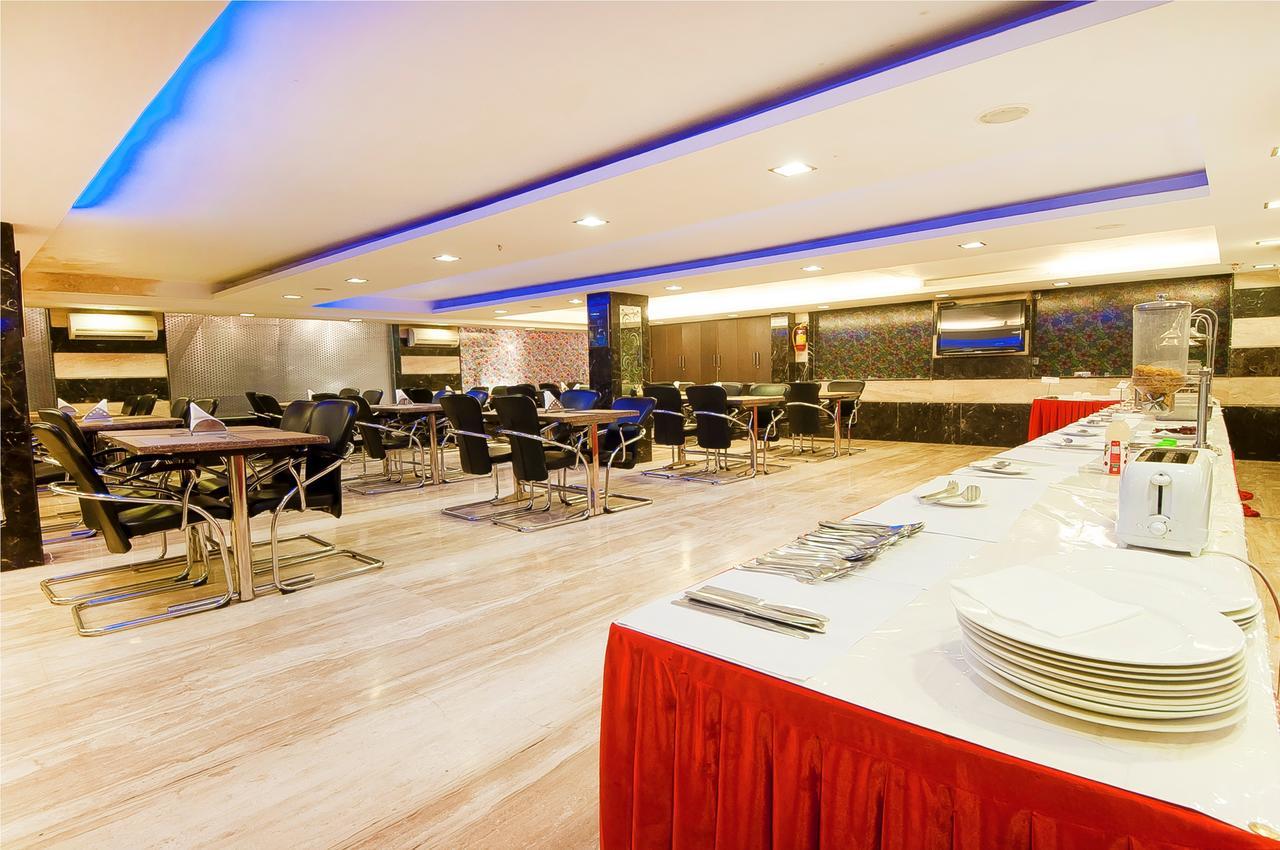 Hotel Amaltas International - Delhi-16 New Delhi Extérieur photo
