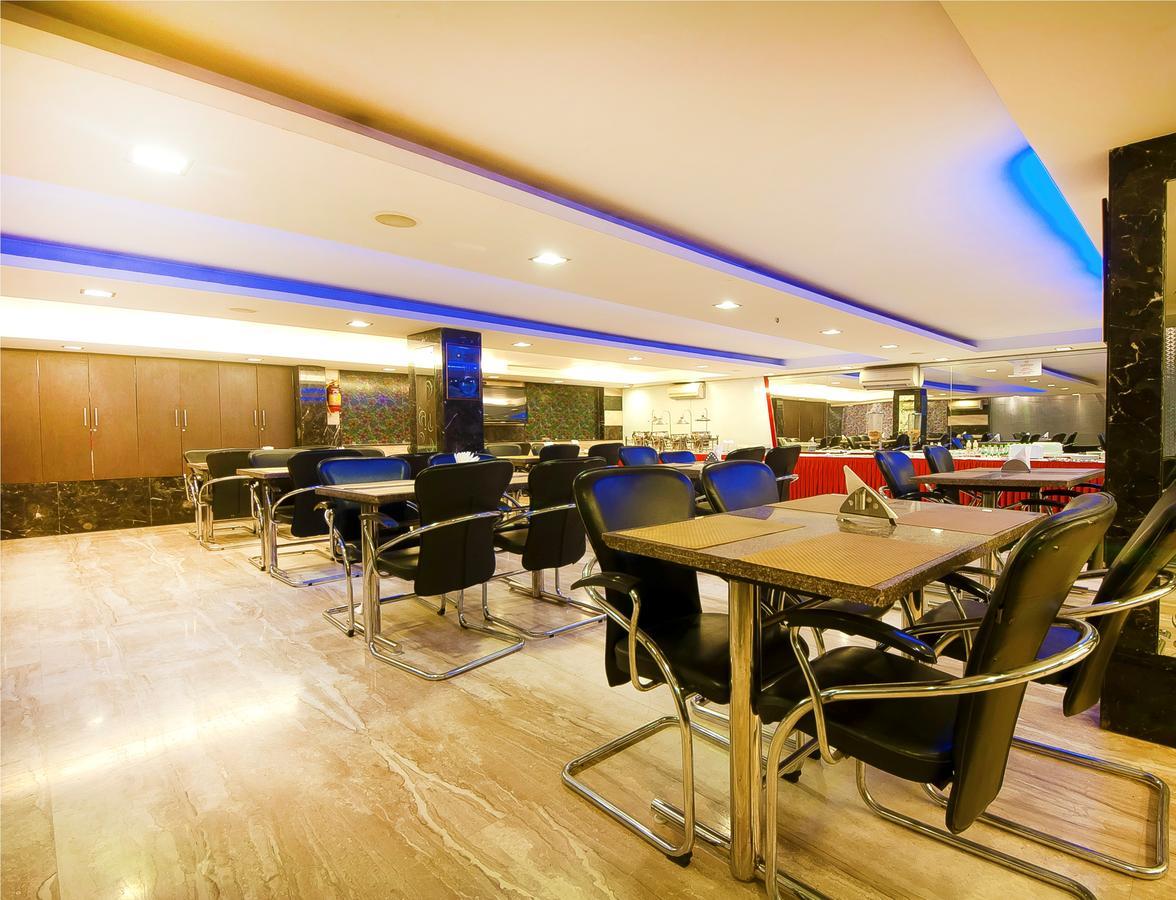 Hotel Amaltas International - Delhi-16 New Delhi Extérieur photo