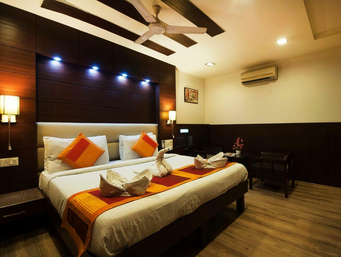 Hotel Amaltas International - Delhi-16 New Delhi Extérieur photo