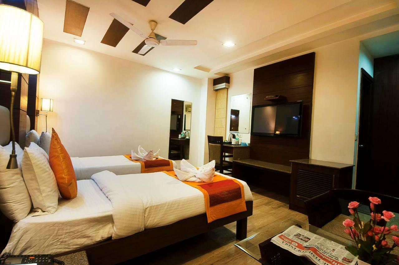 Hotel Amaltas International - Delhi-16 New Delhi Extérieur photo