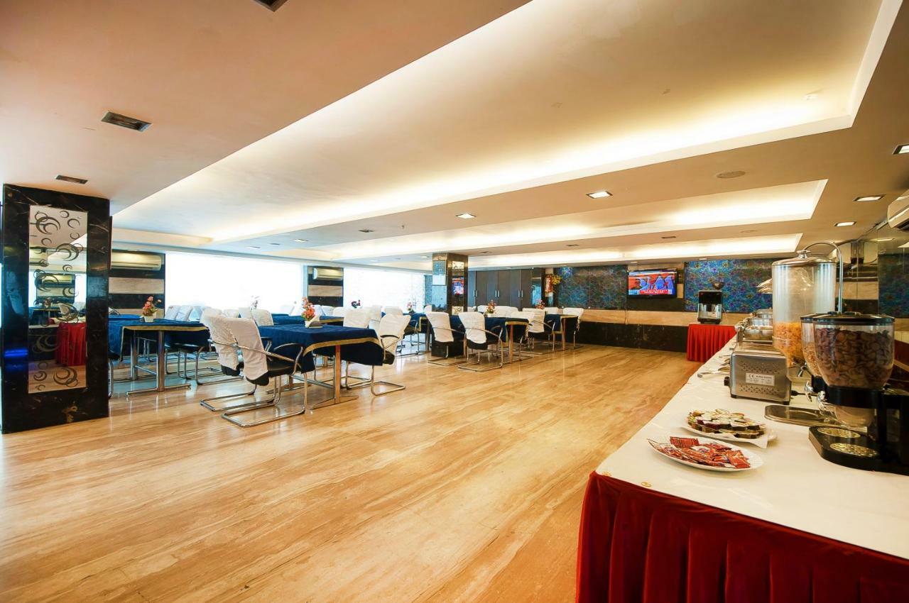 Hotel Amaltas International - Delhi-16 New Delhi Extérieur photo