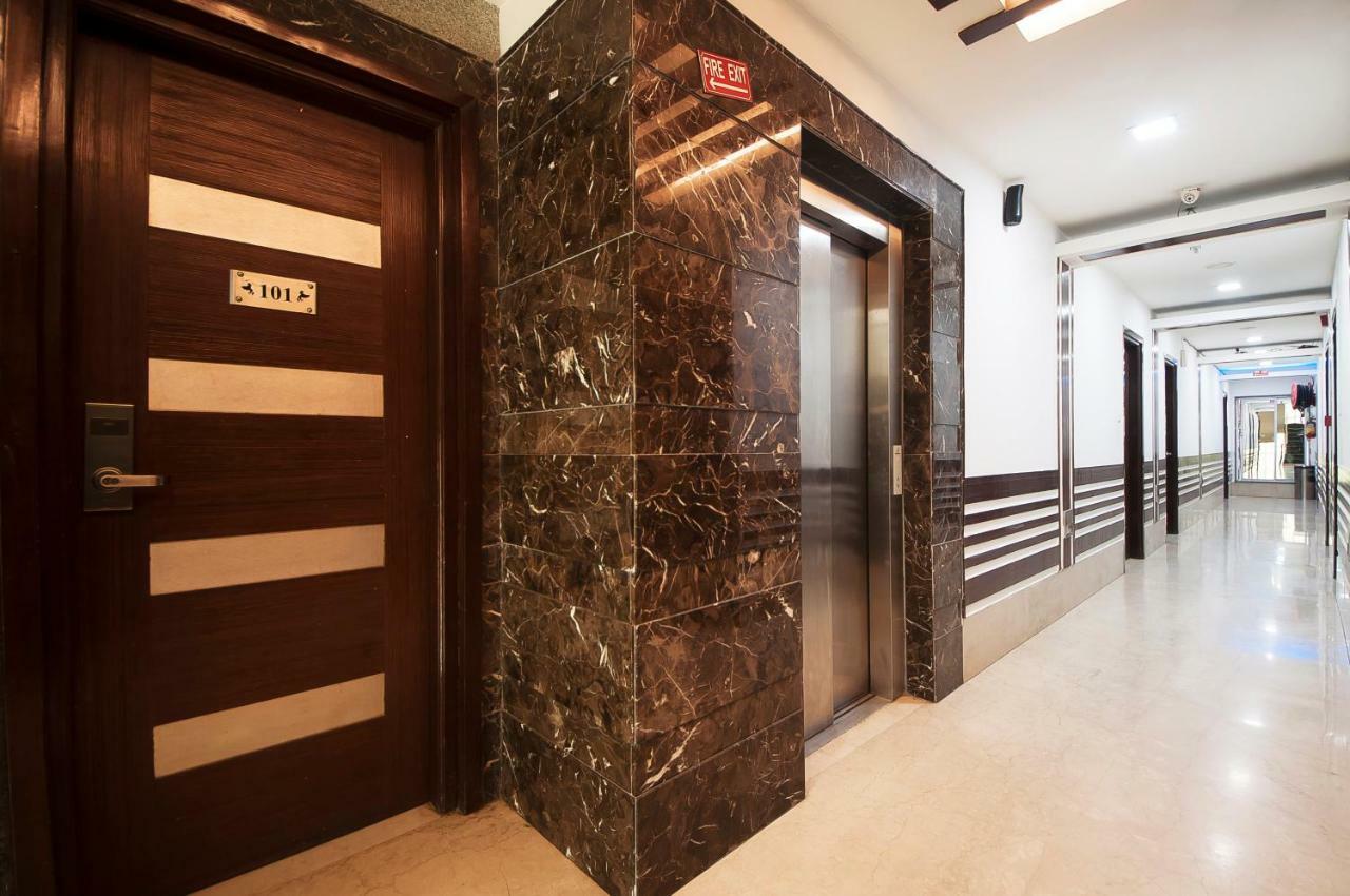 Hotel Amaltas International - Delhi-16 New Delhi Extérieur photo